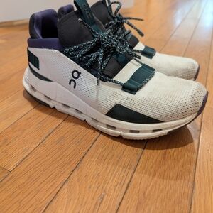 On Running Kids Shoes in White and Green